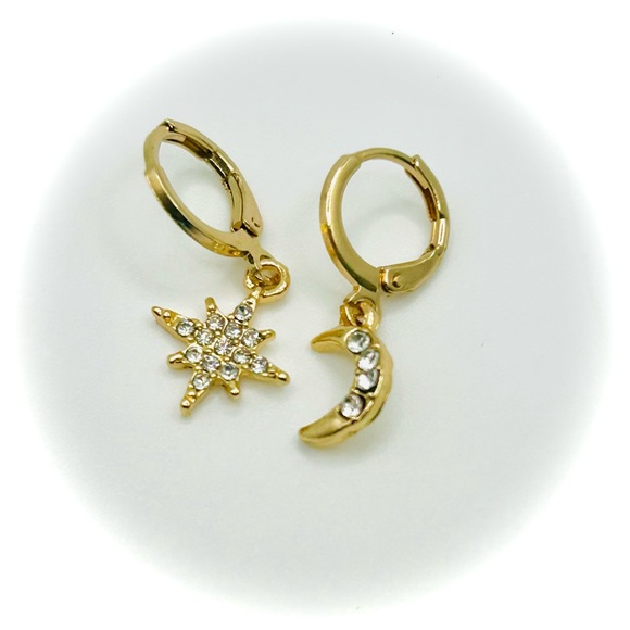 Crescent Moon Star Asymmetrical Rhinestone Earrings BOGO FREE |  NEW! - Picture 5 of 6